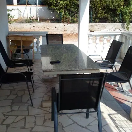 Apartman Lg *